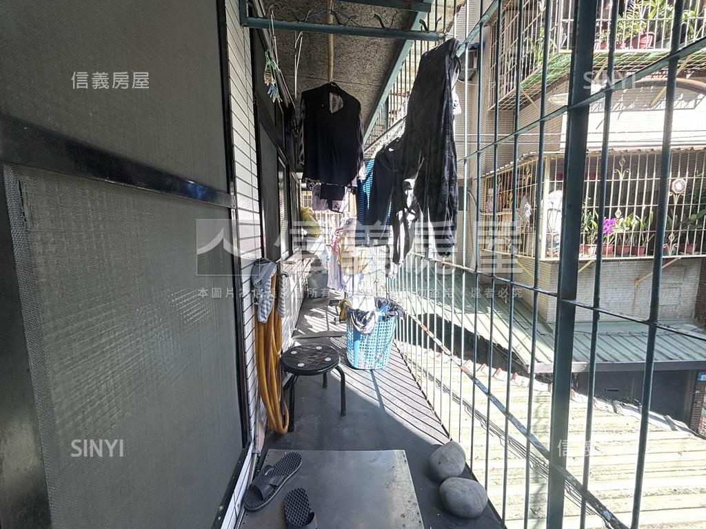 中和國光街公寓２樓房屋室內格局與周邊環境
