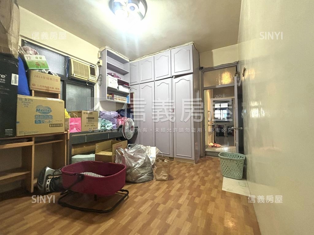 中和國光街公寓２樓房屋室內格局與周邊環境
