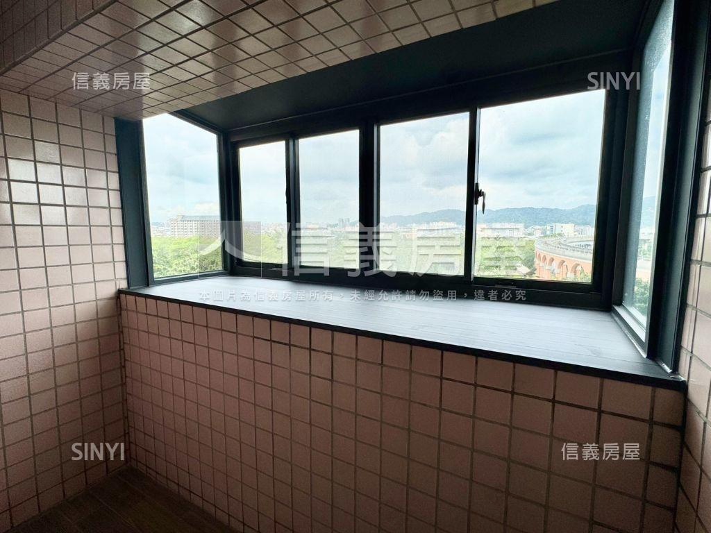 大學城·面北大景觀三房７房屋室內格局與周邊環境