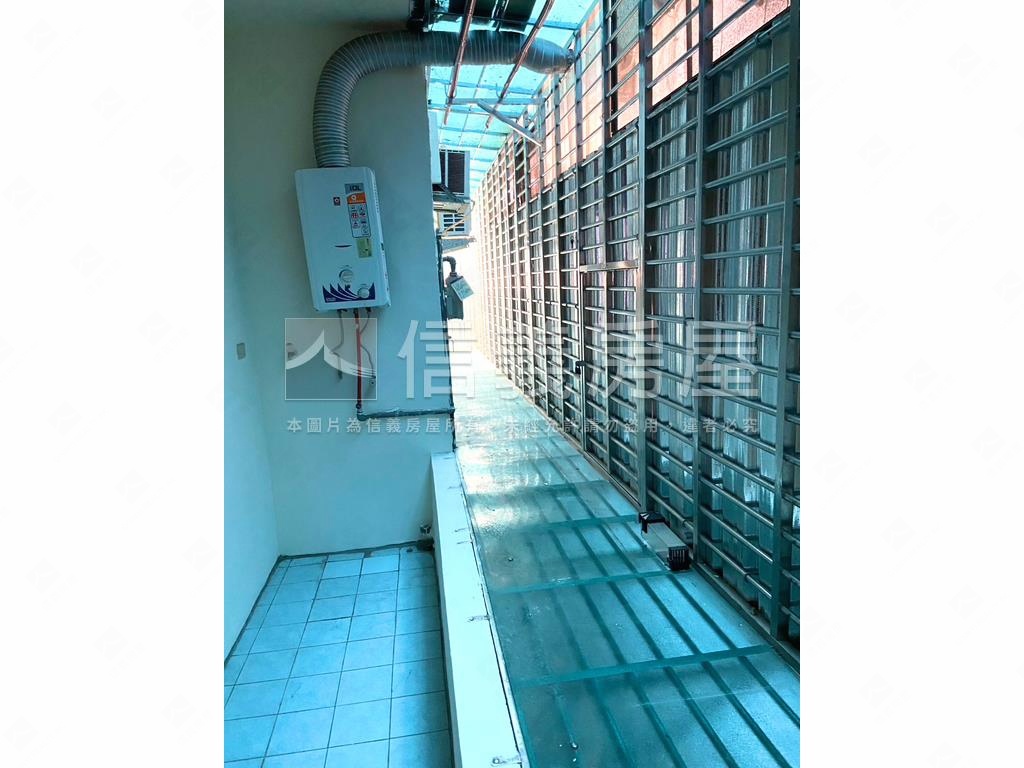有天然瓦斯的黃金三樓房屋室內格局與周邊環境