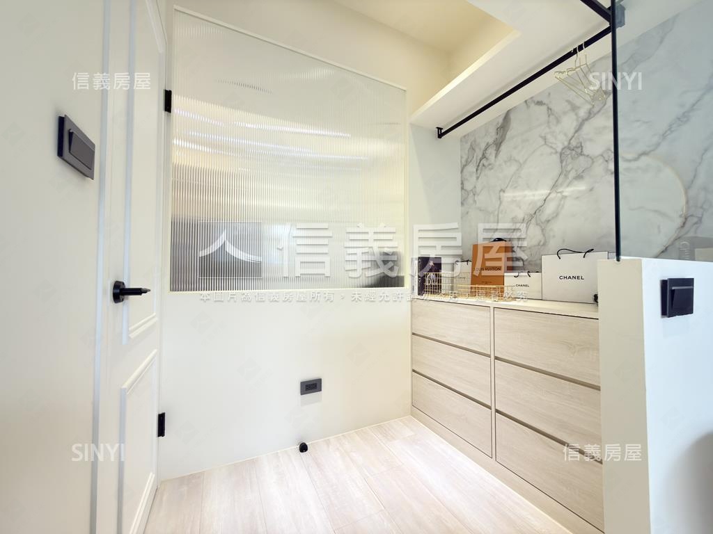 近捷運明亮美裝潢精品二房房屋室內格局與周邊環境