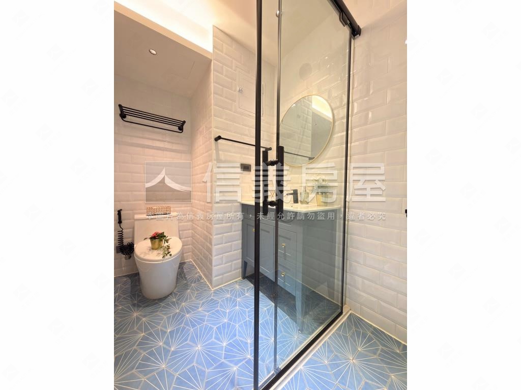 近捷運明亮美裝潢精品二房房屋室內格局與周邊環境