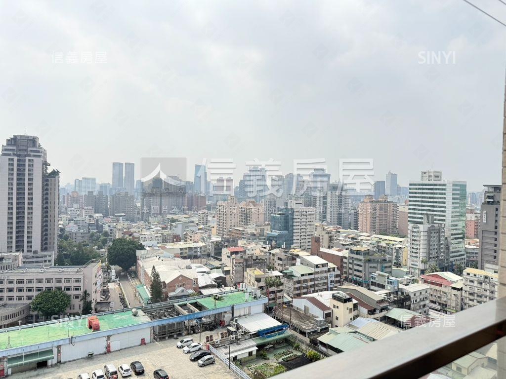 北區高樓層視野兩房房屋室內格局與周邊環境