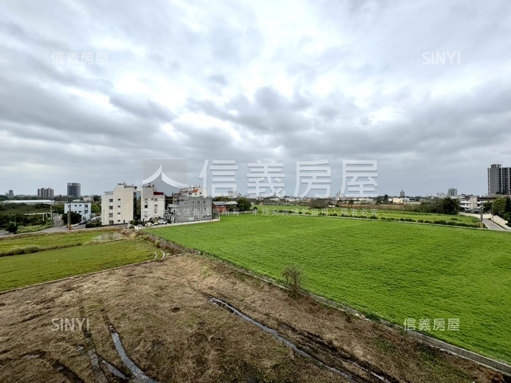 近青埔庭院停車透天房屋室內格局與周邊環境