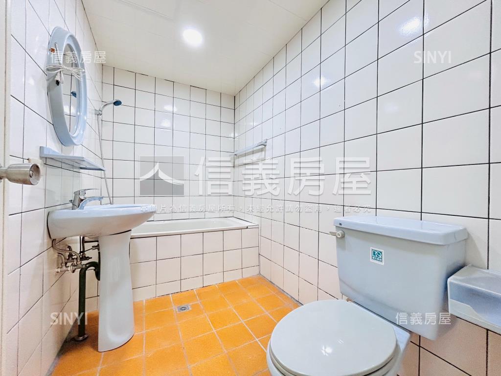 近青埔庭院停車透天房屋室內格局與周邊環境