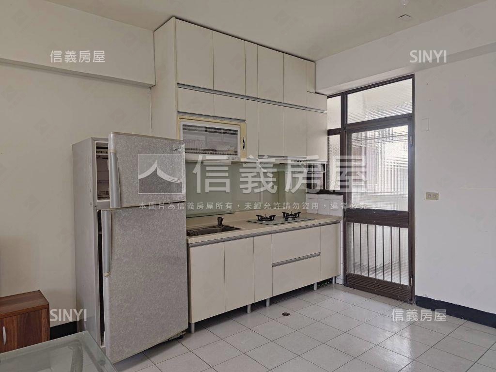 【東區】榮譽街溫韾美寓房屋室內格局與周邊環境