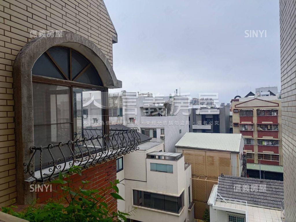 【東區】榮譽街溫韾美寓房屋室內格局與周邊環境
