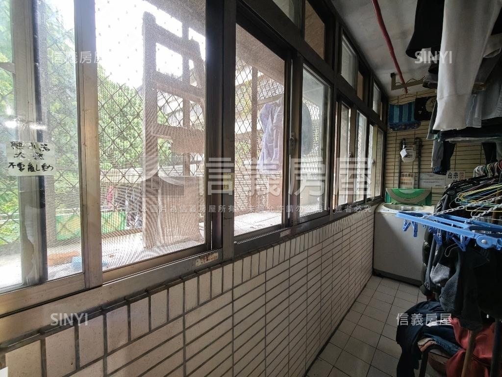 哥德花園新城公寓四樓房屋室內格局與周邊環境