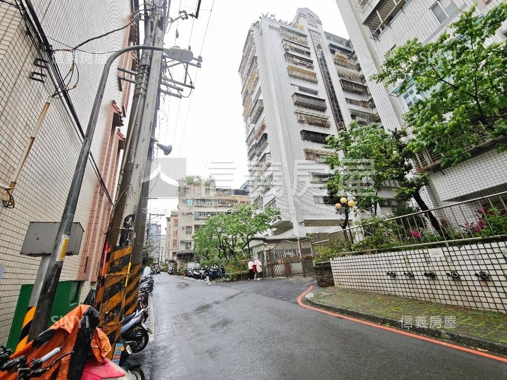 哥德花園新城公寓四樓房屋室內格局與周邊環境