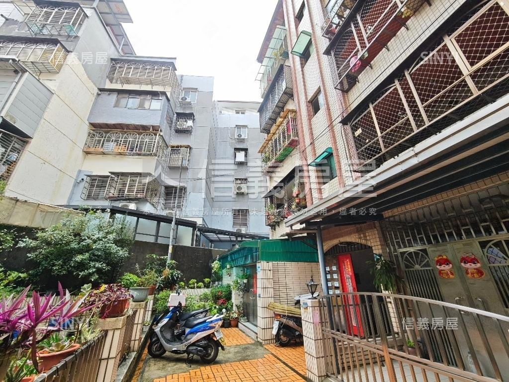 哥德花園新城公寓四樓房屋室內格局與周邊環境