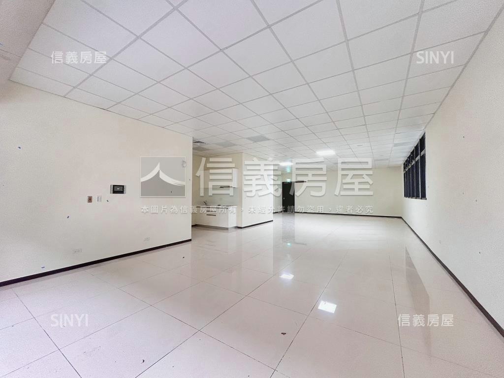 長虹ＰＡＲＫ樓中樓金店面房屋室內格局與周邊環境