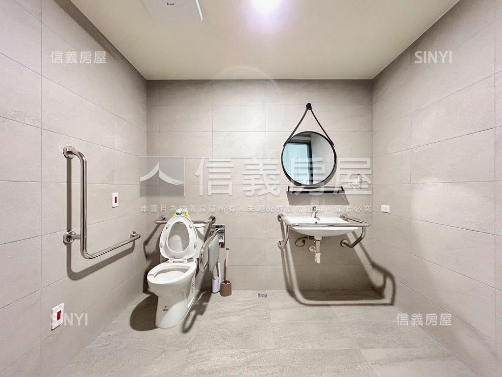 長虹ＰＡＲＫ樓中樓金店面房屋室內格局與周邊環境