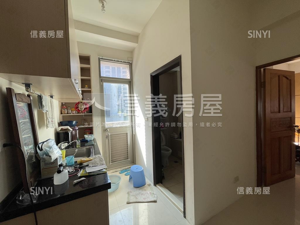 林口文北角間透店稀有釋出房屋室內格局與周邊環境