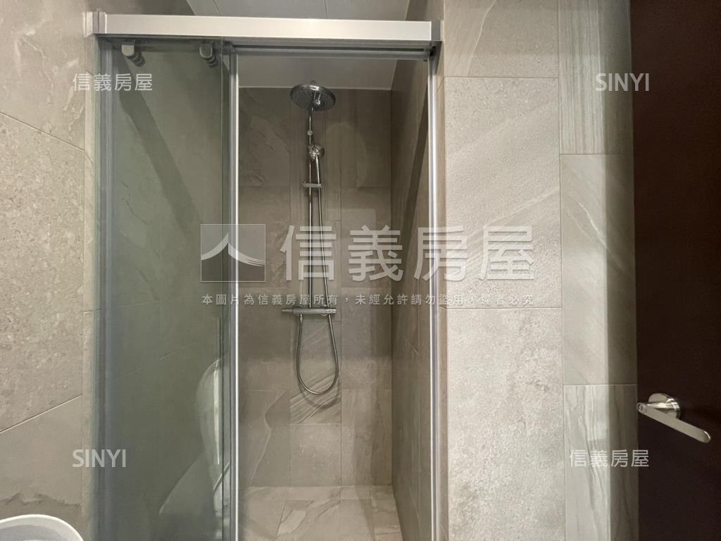 復興高樓景觀宅有坡平車位房屋室內格局與周邊環境
