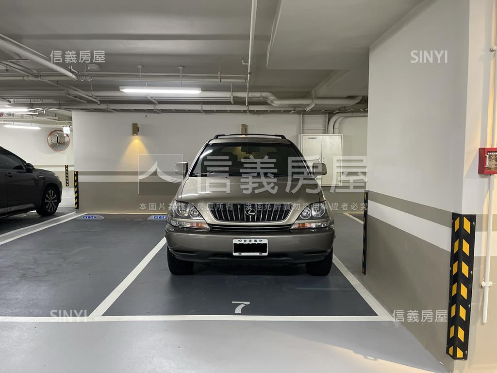 復興高樓景觀宅有坡平車位房屋室內格局與周邊環境