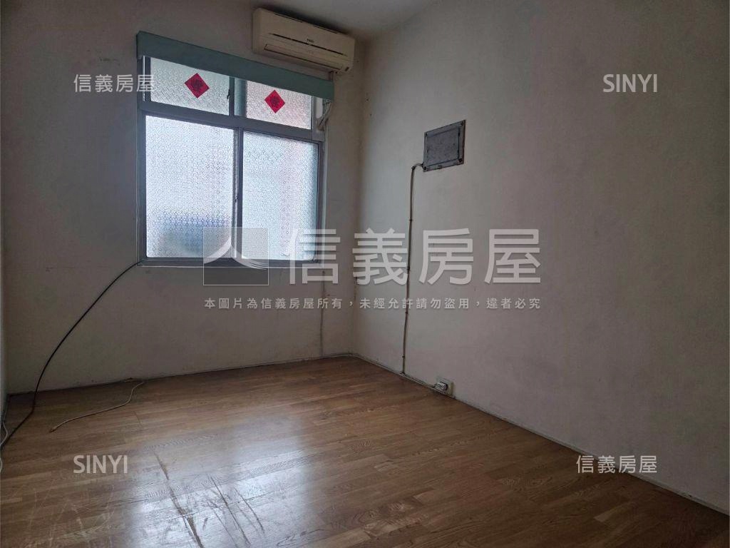 稻香路眺望１０１公寓房屋室內格局與周邊環境