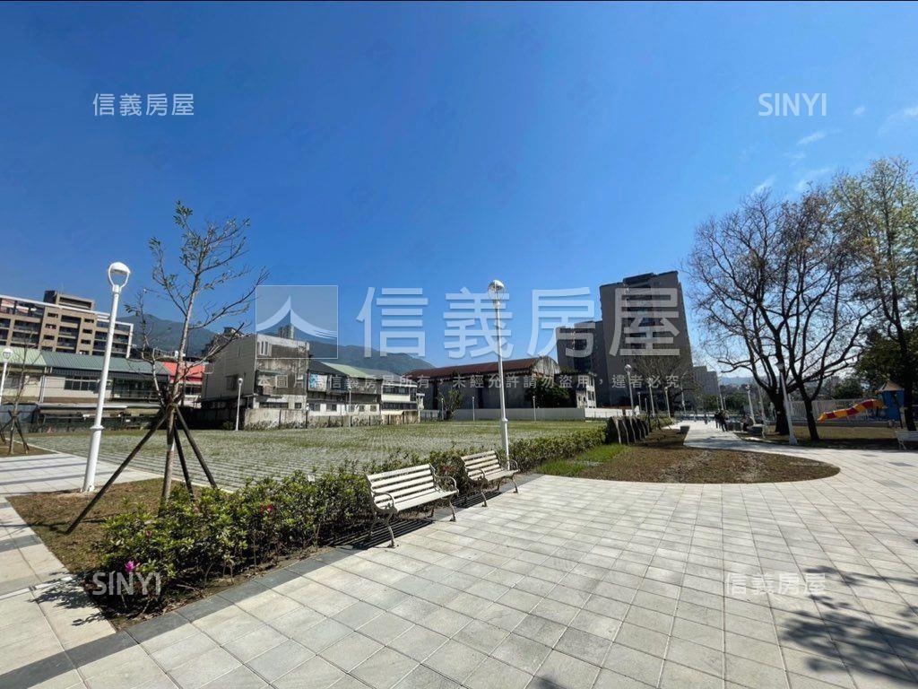 稻香路眺望１０１公寓房屋室內格局與周邊環境