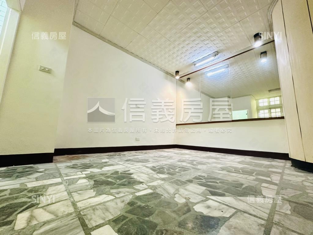 正和平路大地坪金透店房屋室內格局與周邊環境