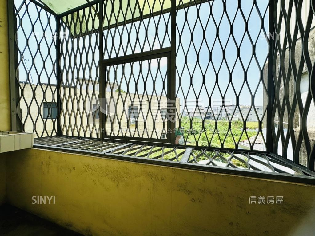 正和平路大地坪金透店房屋室內格局與周邊環境