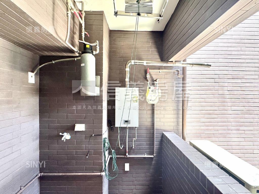 皇龍天席景觀兩房平車房屋室內格局與周邊環境