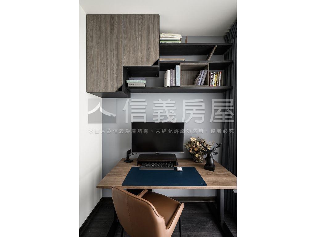 高鐵區質感兩房裝潢直接入房屋室內格局與周邊環境