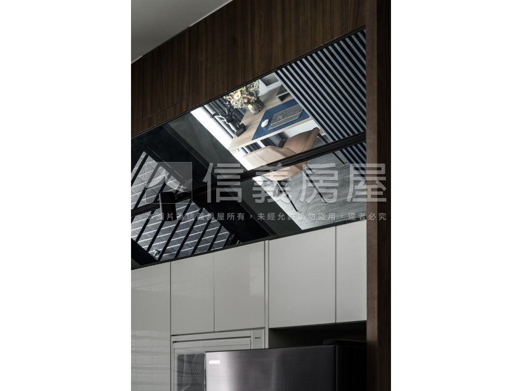 高鐵區質感兩房裝潢直接入房屋室內格局與周邊環境