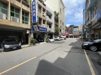 近車站透天住店