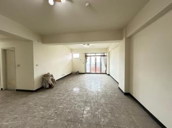 晶華大大五房車位