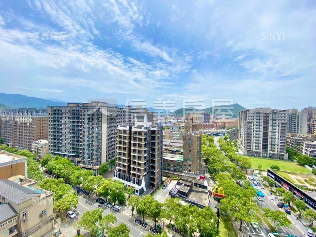 麗寶．ＭＲＴ美妝兩房車位房屋室內格局與周邊環境