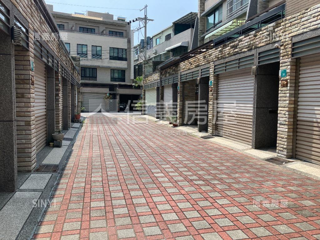 南區明興路車庫透天房屋室內格局與周邊環境