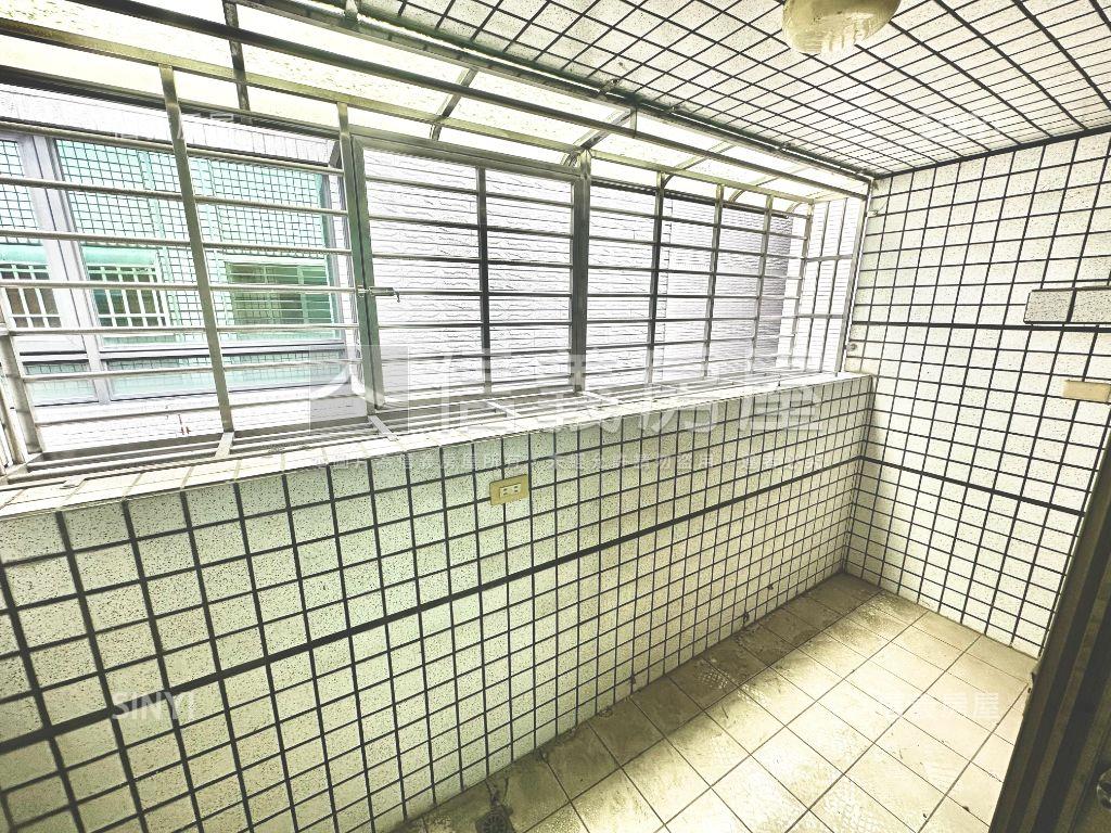 南屯兩房｜築夢成家房屋室內格局與周邊環境