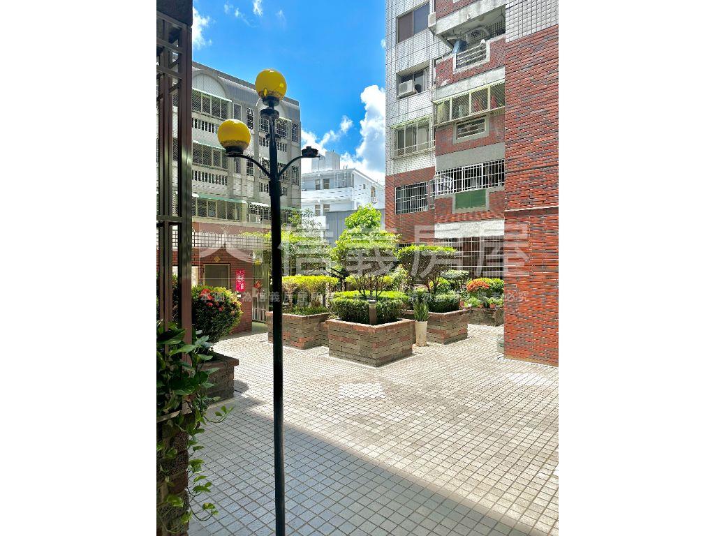 南屯兩房｜築夢成家房屋室內格局與周邊環境