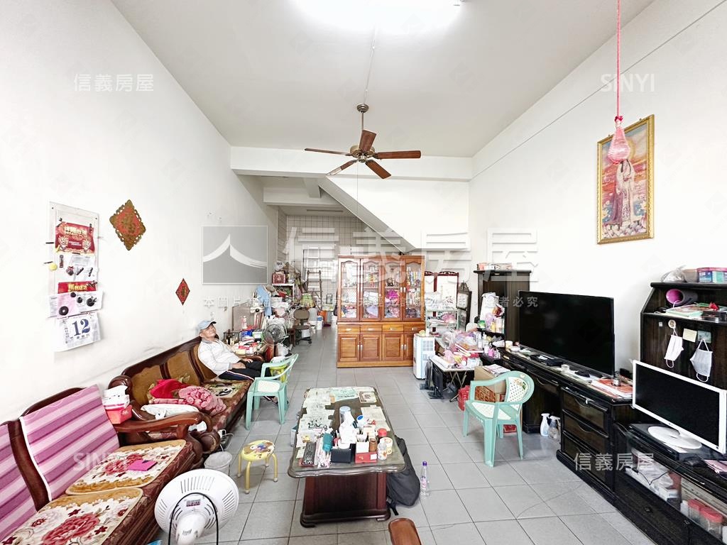 近鳳翔特區臨路大空間房屋室內格局與周邊環境