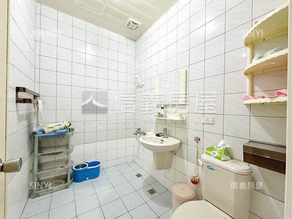 近鳳翔特區臨路大空間房屋室內格局與周邊環境