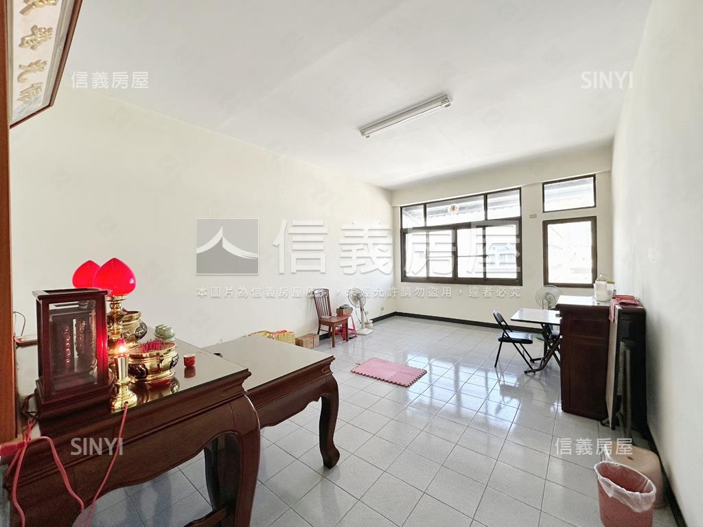 近鳳翔特區臨路大空間房屋室內格局與周邊環境