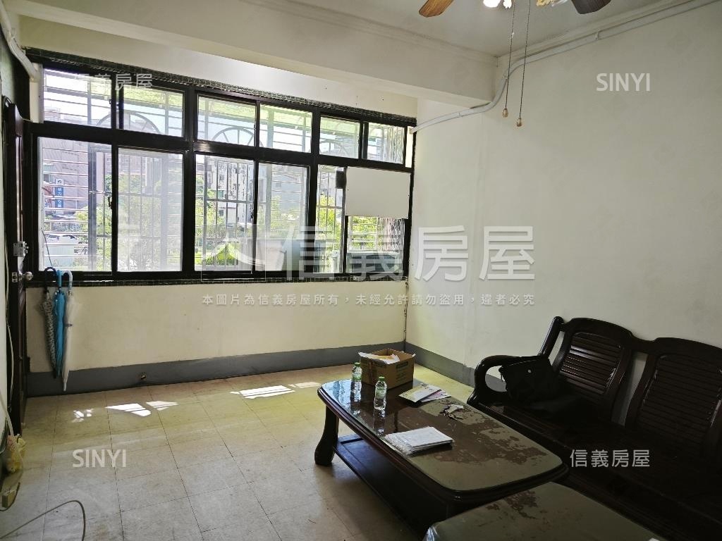 公園靜巷輕鬆二樓房屋室內格局與周邊環境
