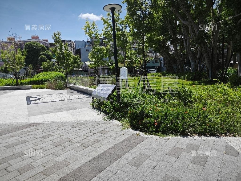 公園靜巷輕鬆二樓房屋室內格局與周邊環境