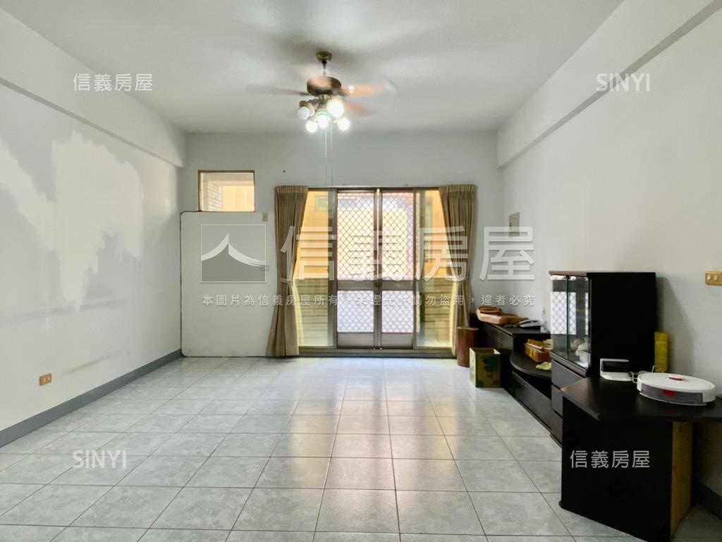 式澳建設近安平圖書館店住房屋室內格局與周邊環境