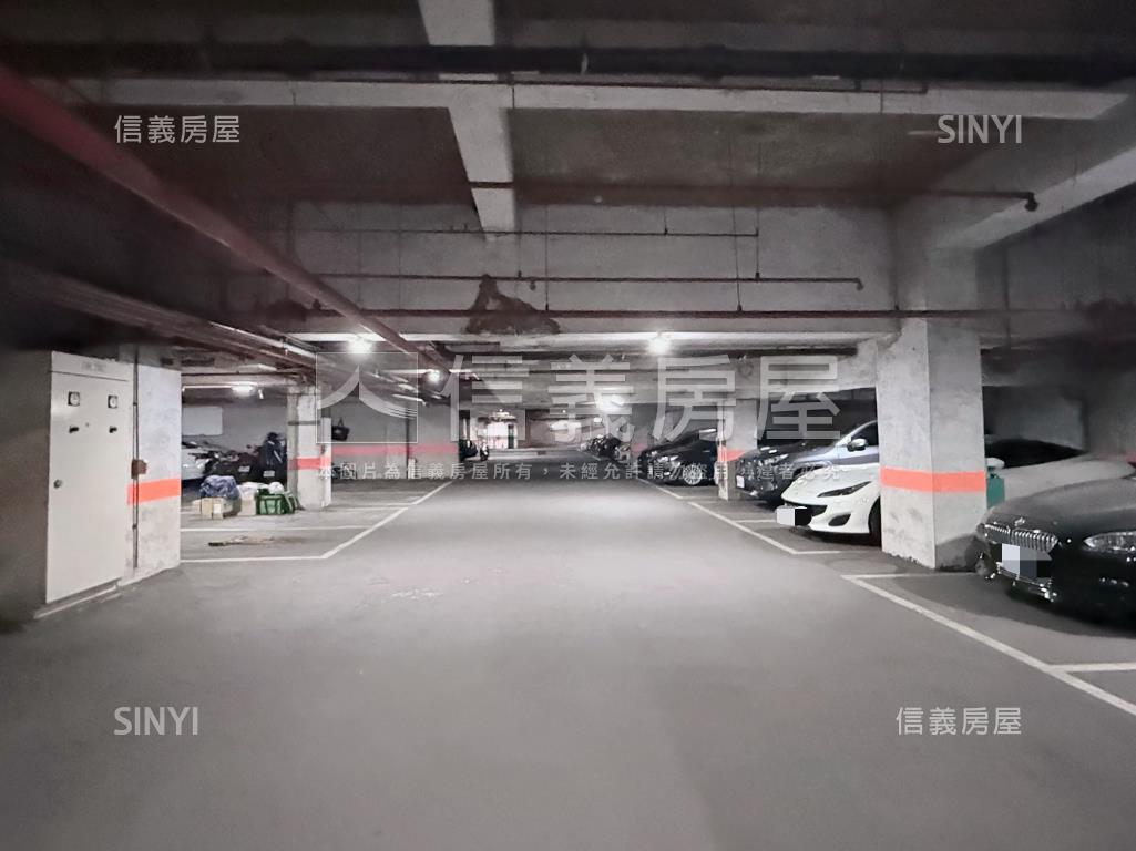 專任◆潤泰大湖園三房車位房屋室內格局與周邊環境