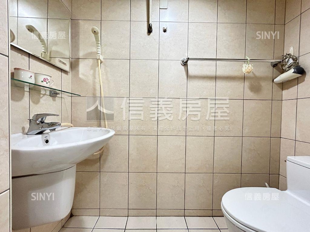 大墩學區震後別墅附雙車位房屋室內格局與周邊環境