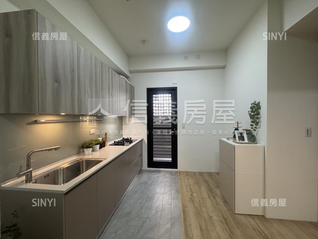 太平三面採光全新兩房車位房屋室內格局與周邊環境