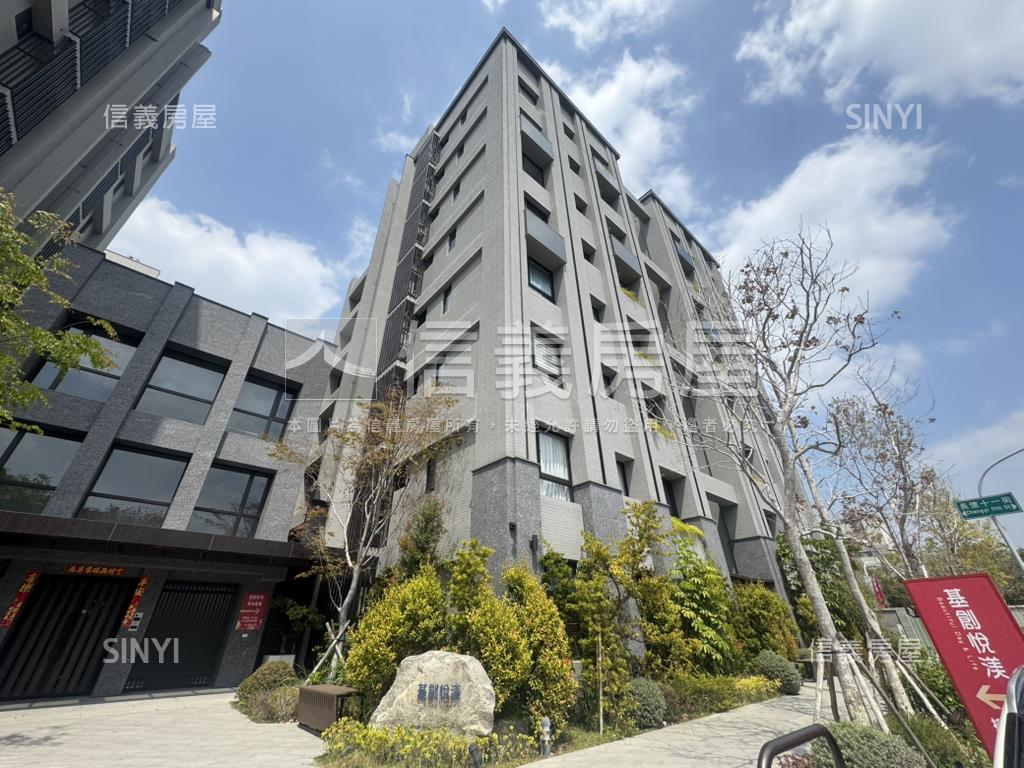 太平三面採光全新兩房車位房屋室內格局與周邊環境