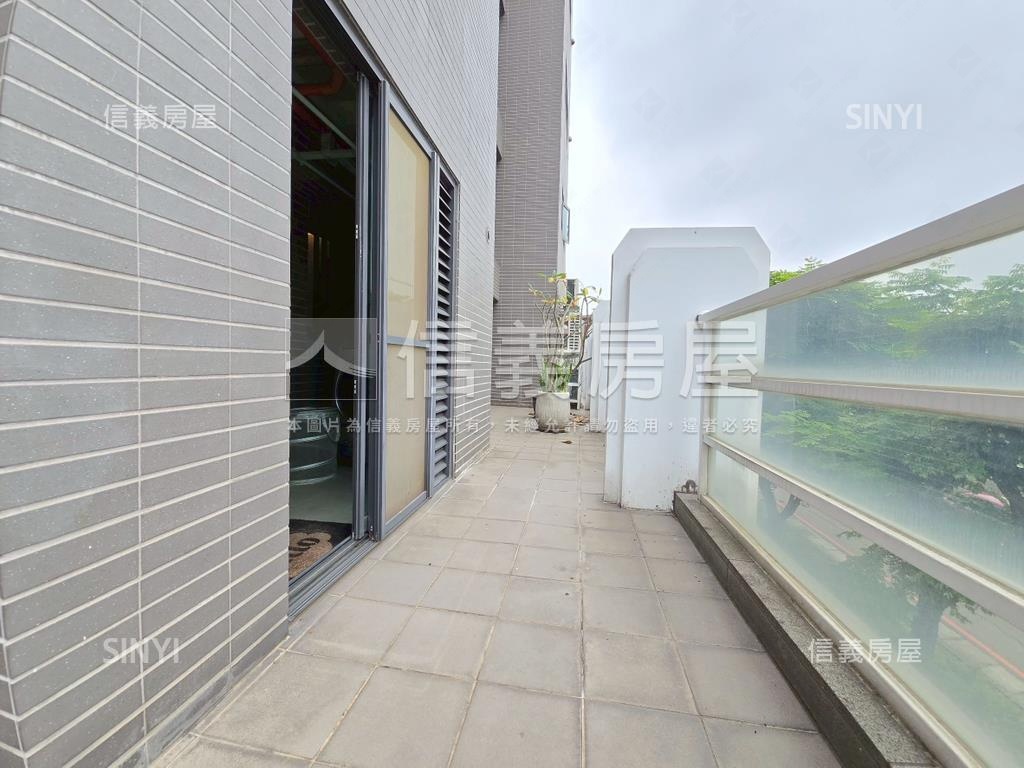 稀有２＋１雙車位露臺戶房屋室內格局與周邊環境