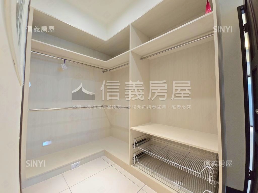 稀有２＋１雙車位露臺戶房屋室內格局與周邊環境