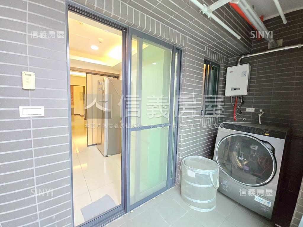 稀有２＋１雙車位露臺戶房屋室內格局與周邊環境