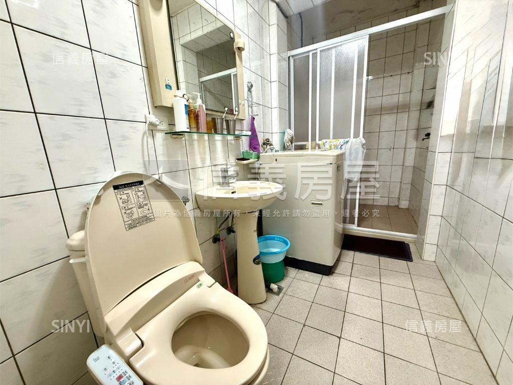 近環球大巷一樓三房好停車房屋室內格局與周邊環境