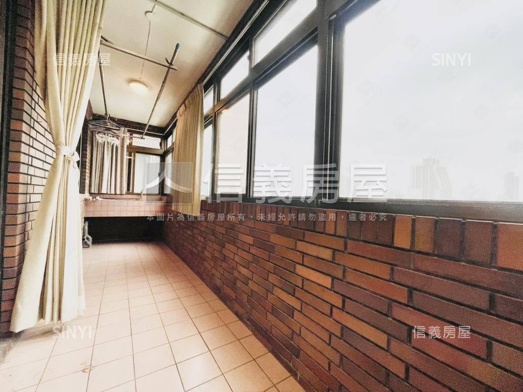 敦南富邑‧邊間高樓房屋室內格局與周邊環境