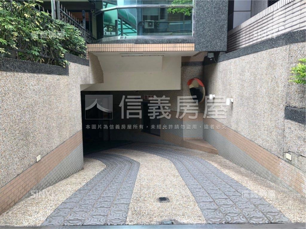 大漢敦爵機械車位房屋室內格局與周邊環境