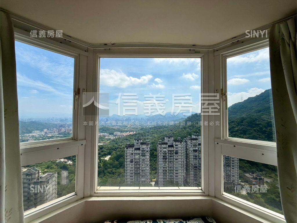 達觀尊爵豪景電梯美屋房屋室內格局與周邊環境