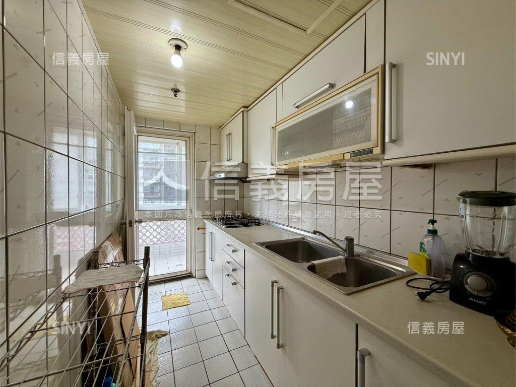 達觀尊爵豪景電梯美屋房屋室內格局與周邊環境